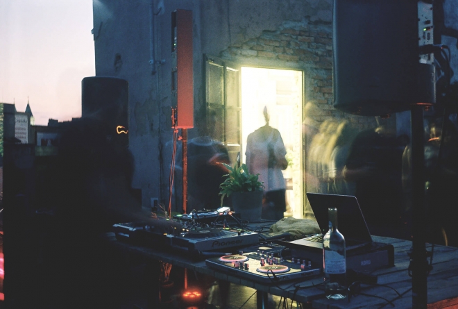 19 Banket Ostrava Dock rooftop party